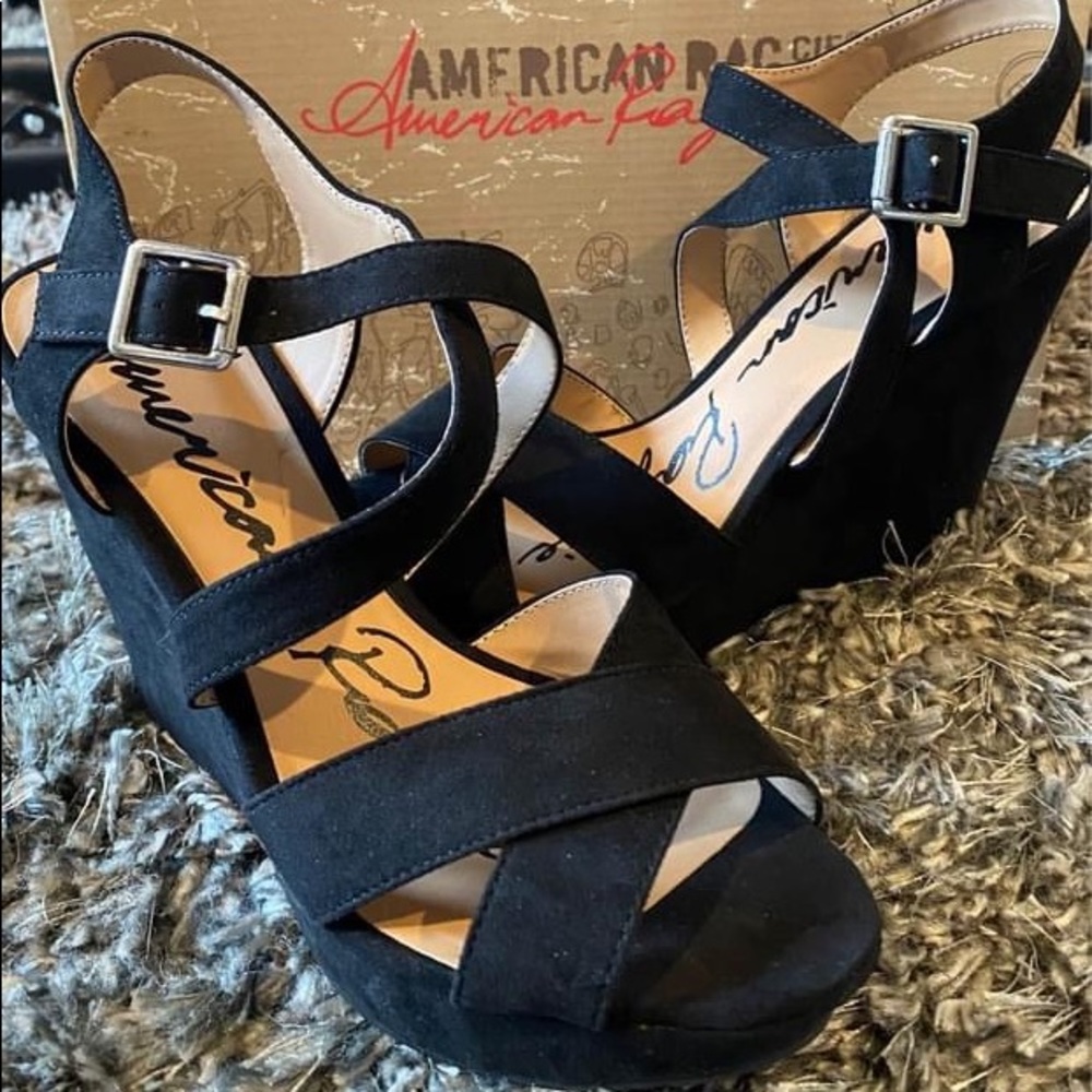Suede wedges